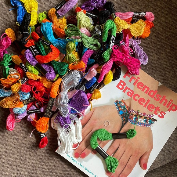 string bundle - friendship bracelets - Picture 3 of 7